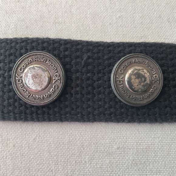 •Vintage Calvin Klein Black Canvas  Belt Silver Metallic Studded Brand Name - Picture 9 of 10